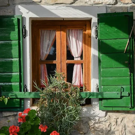 Pensjonat Agro Linda Pirovac