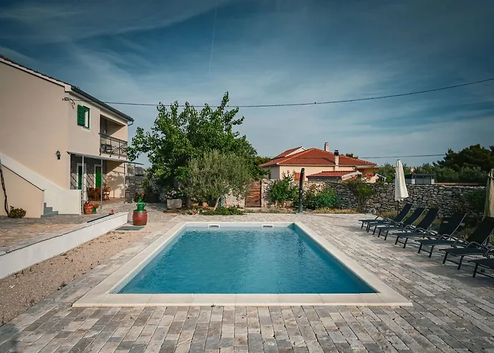 Agro Linda Guest house 3*